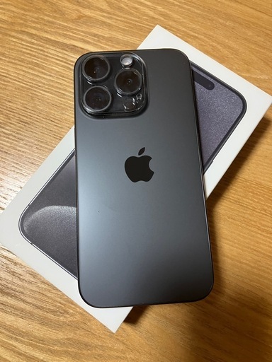 iPhone 15 Pro　256GB ブラックチタニウム