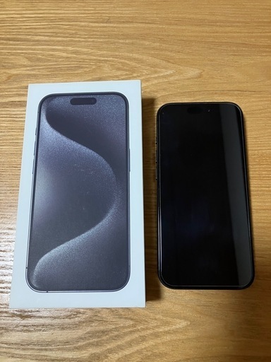 iPhone 15 Pro　256GB ブラックチタニウム