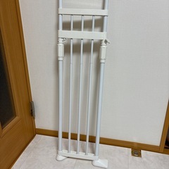 突っ張り棚