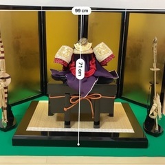 端午の節句
　兜飾り　屏風付き