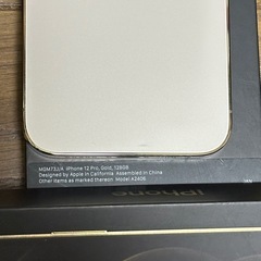 iPhone  12pro 12gb  
の画像