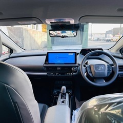 登録済未使用車　プリウス　Ｚ　60  アッシュ　の画像