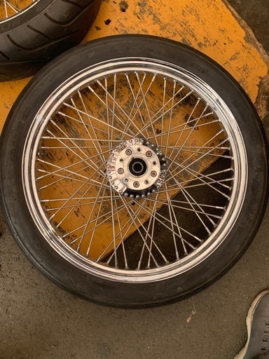 ハーレー　ローライダー取り外し　メッキホイール前後セット