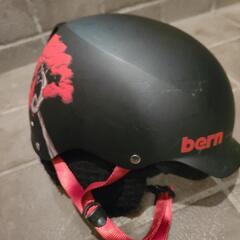 bern　ヘルメット　スノーボード