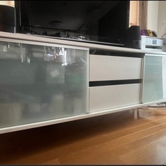 IKEAのテレビボード　テレビ台の画像