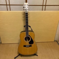 ギター　ケース付き　YAMAHA FG-201