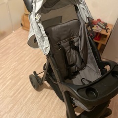 商談中25キロまで乗れるベビーカー