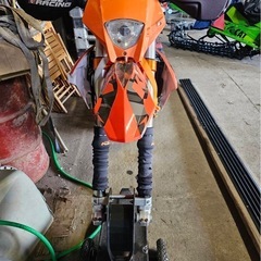 KTM500 マウンテンホース スノーバイク スノーモービル バギー ATVの画像