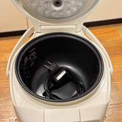 炊飯器の画像