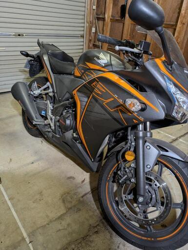 車庫保管！走行距離4000キロ HONDA CBR250R 車庫保管！走行距離4000