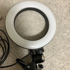 配信用リングライト