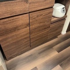 キッチン　ダイニングチェスト
