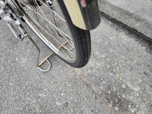 『ＳＡＬＥ　３０％』　電動自転車　ヤマハ　２６インチ　バッテリー　充電器　付き　3変速　配達可能