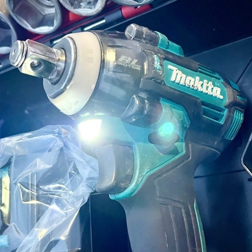 ありがとうございました‼️☆★ マキタ Ｍakita  純正40V バッテリー 充電式インパクトレンチ ★☆