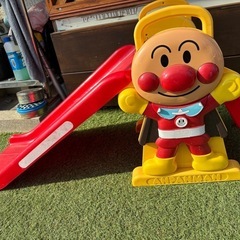 アンパンマン滑り台