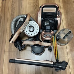 値下げ！掃除機　説明書、付属品全てコミコミの画像