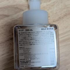 【未使用品】無印良品　PET詰替ボトル泡タイプ①の画像