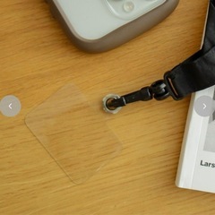 terawear emuスマホストラップ　フリルブラックの画像