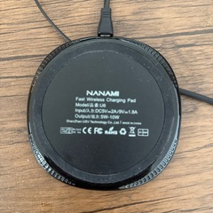 ワイヤレス充電器の画像