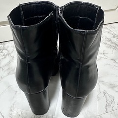 🤍AZUL by moussy ブーツの画像