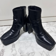 🤍AZUL by moussy ブーツの画像