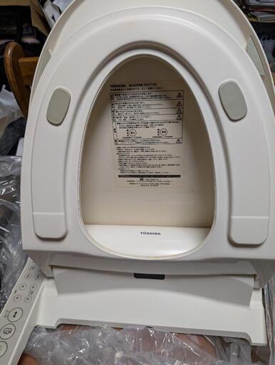 TOSHIBA 温水洗浄便座 SCS-T160（中古品） TOSHIBA 温水洗浄便座 SCS-T160 TOSHIBA 東芝 SCS-T160 温水洗浄便座