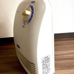 日立　温風ヒーター・足元に　お風呂場やトイレの画像