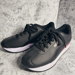 PUMA プーマ チュリーノ スタックド スニーカー 厚底 ブラ...
