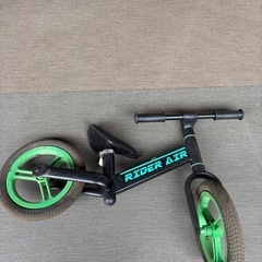 子供用バイク　自転車　の画像