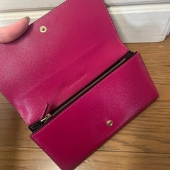 MARC JACOBSの画像