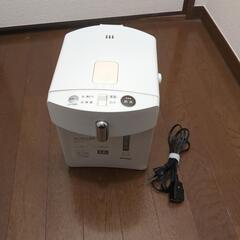 アイリスオーヤマ　電気ポットIMHD-022-W　2019年製の画像