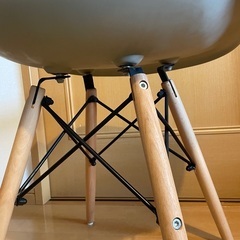 モダンデコ　ダイニングチェアの画像