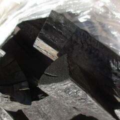 【ゲートボールスティックの方とお話中*受付終了】　【最終処分】　木炭　　約５ｋｇ　　炭　バーベキュー　調理　消臭剤　キャンプ　BBQの画像