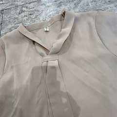 ブラウスの画像