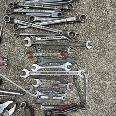 レンチ、ドライバーなどの画像