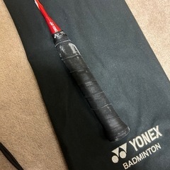 バドミントンバッグ＆ラケットの画像