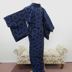 小紋 昔 アンティーク 昔着物 黒 青 銀 花 広衿 正絹 昔きもの レトロ 明治・大正ロマン カジュアル 普段使い 身丈160cm 【キモノオフ野々市若松店】の画像