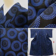 小紋 昔 アンティーク 昔着物 黒 青 銀 花 広衿 正絹 昔きもの レトロ 明治・大正ロマン カジュアル 普段使い 身丈160cm 【キモノオフ野々市若松店】の画像