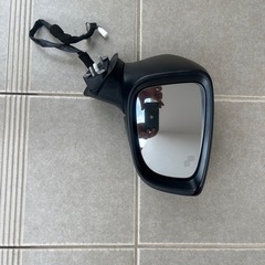 BMアクセラ　ドアミラー右　※ジャンク品　　