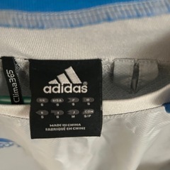 adidasピステ上下セットの画像