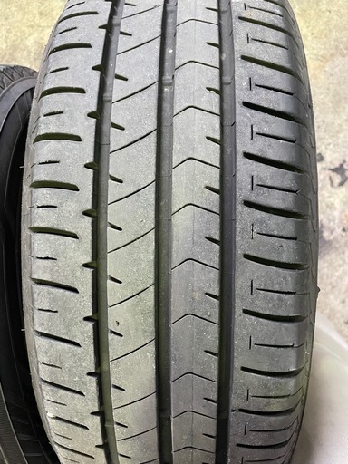 スタッドレスタイヤ4本　205/60R16 ホイール付き16インチ