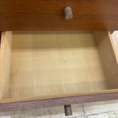 ///値下げしました！///　ID:586383　収納飾り棚　※扉閉まり悪いの画像