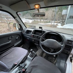 【値下げ！】スズキキャリイトラック 軽トラ 車検8年1月 4WD 5MT パワステ 平成14年の画像