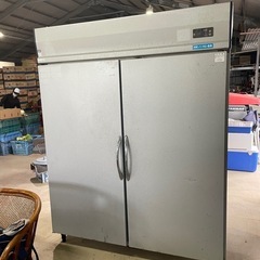 業務用　冷蔵庫　100v