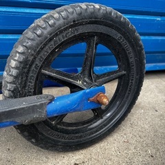 ストライダー スポーツ 青　12インチの画像