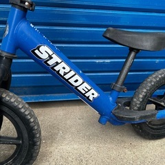 ストライダー スポーツ 青　12インチの画像