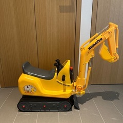 コマツ　ショベルカー　おもちゃ男の子　