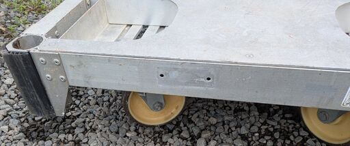 鹿児島発　アルミ六輪台車　積載1000㎏