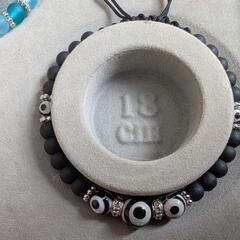 オニキス三眼天珠マクラメブレスの画像