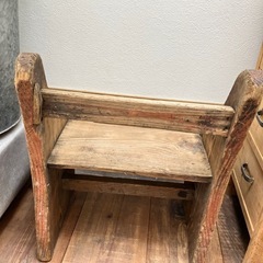 木製椅子　古道具　古道具　子供いす　インテリア　小物置きの画像